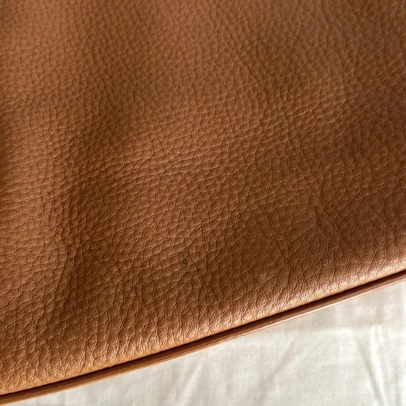 Tory Burch Tan Marion Leather Center Zip tote - Picture 7 of 7